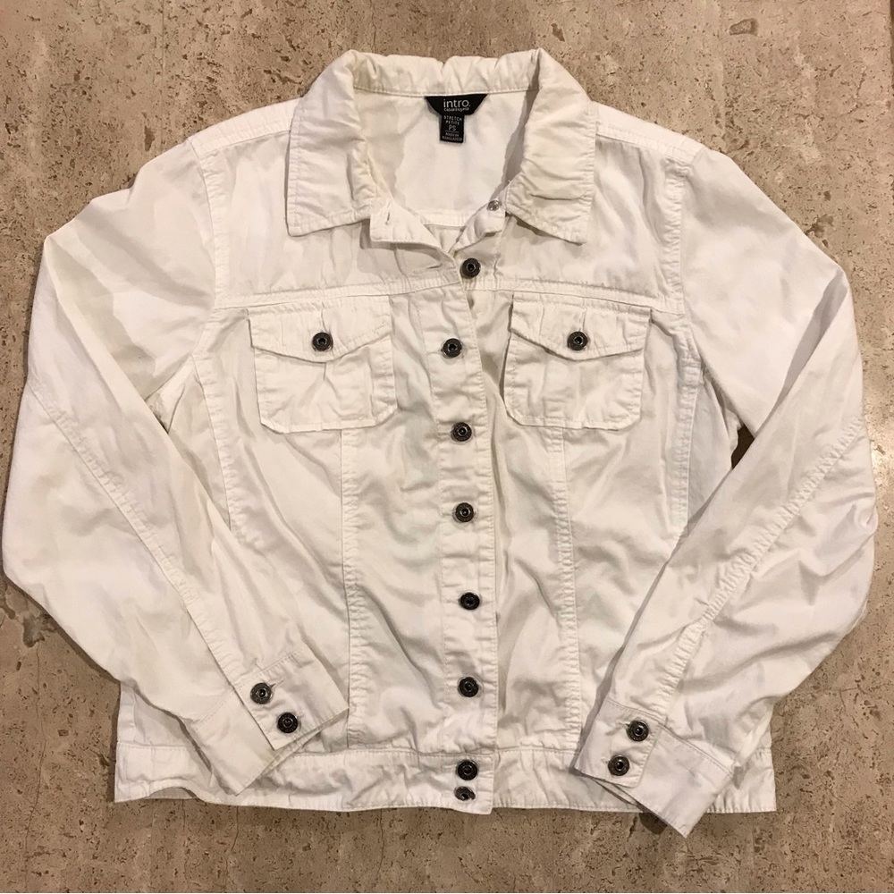 Intro White Jacket Size Petite Small